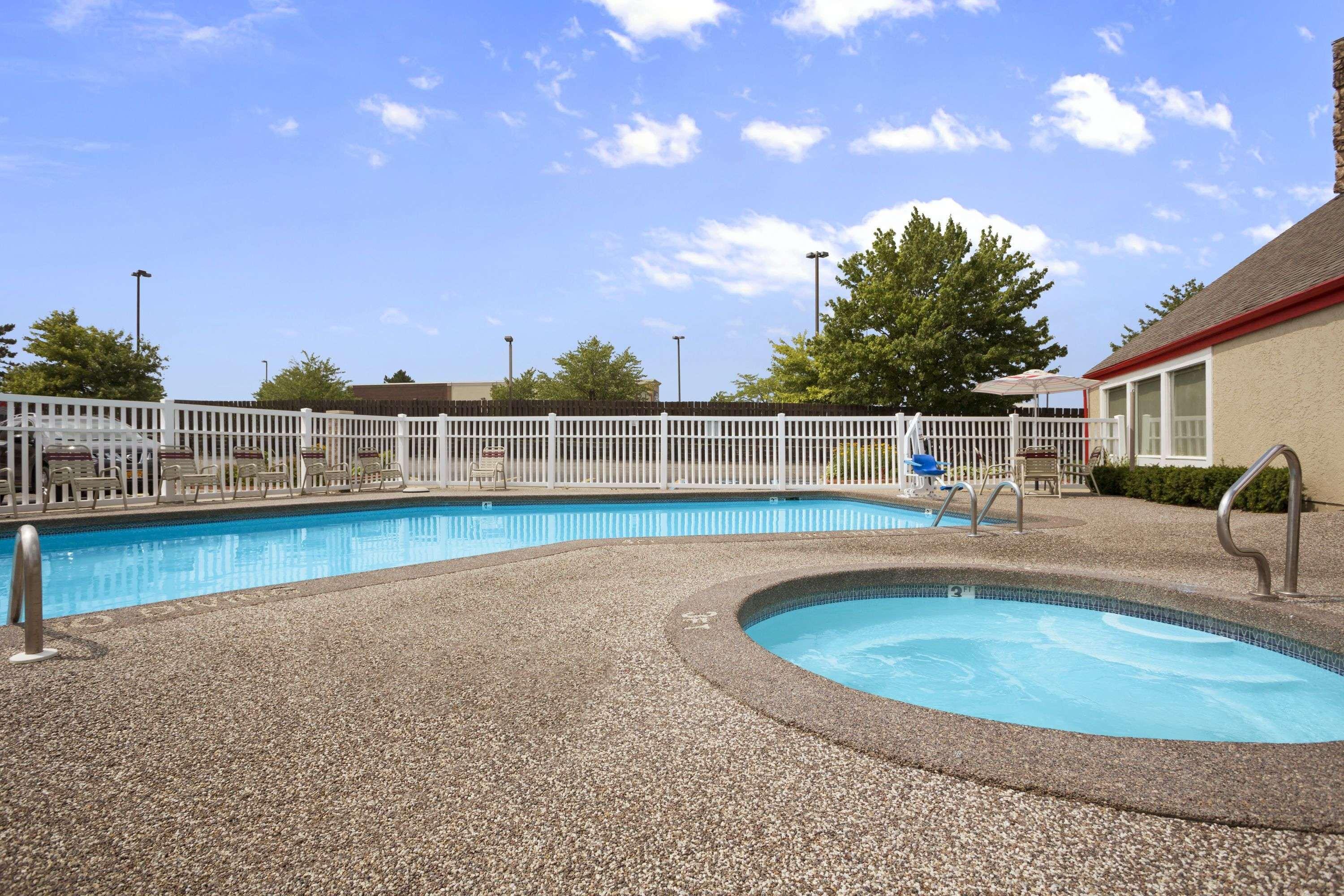 Kentwood Affordable Suites Of America Grand Rapids מראה חיצוני תמונה